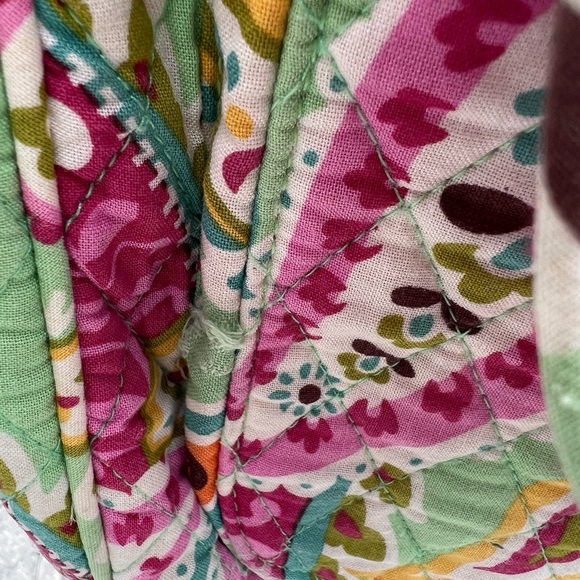 EUC—-Vera Bradley Tutti Frutti
Hipster Crossbody Shoulder
Bag - Picture 10 of 10